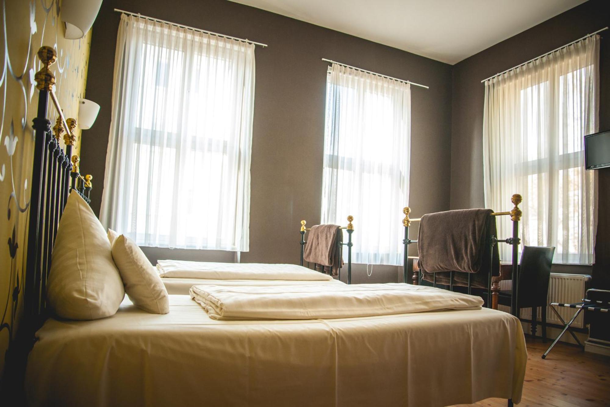 ויסבאדן Hotel Alexander מראה חיצוני תמונה
